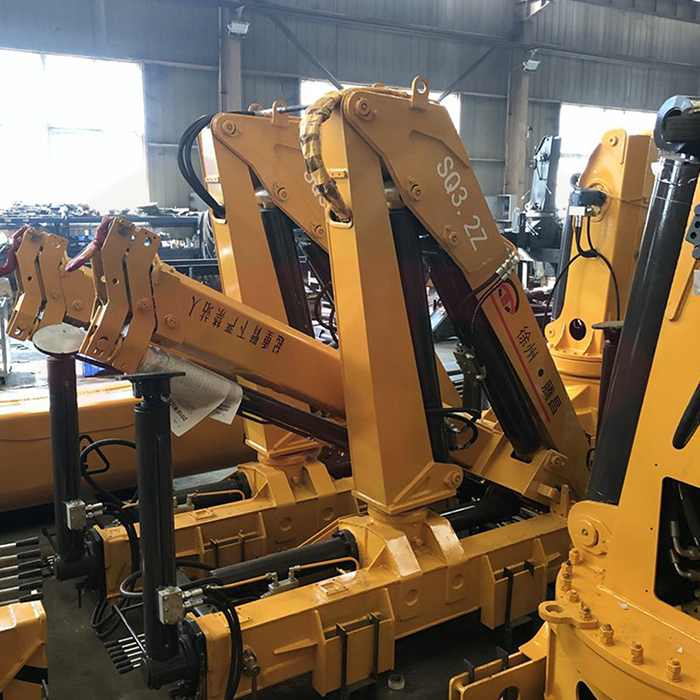 (SQZ68A.2) 3.2 Ton Knuckle Boom Truck Mounted Crane