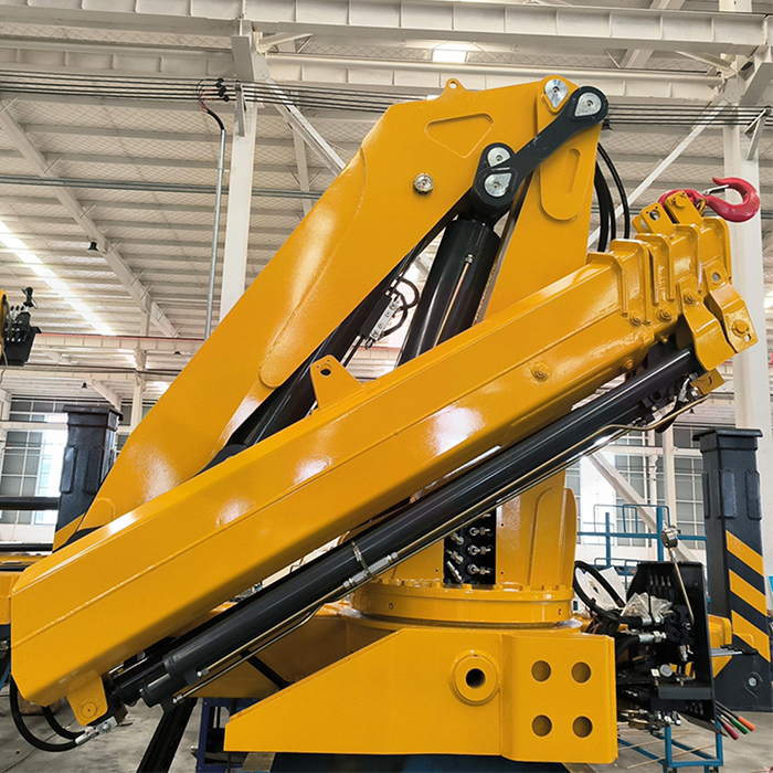 (SQZ200A.3) 10 Ton Knuckle Boom Truck Mounted Crane