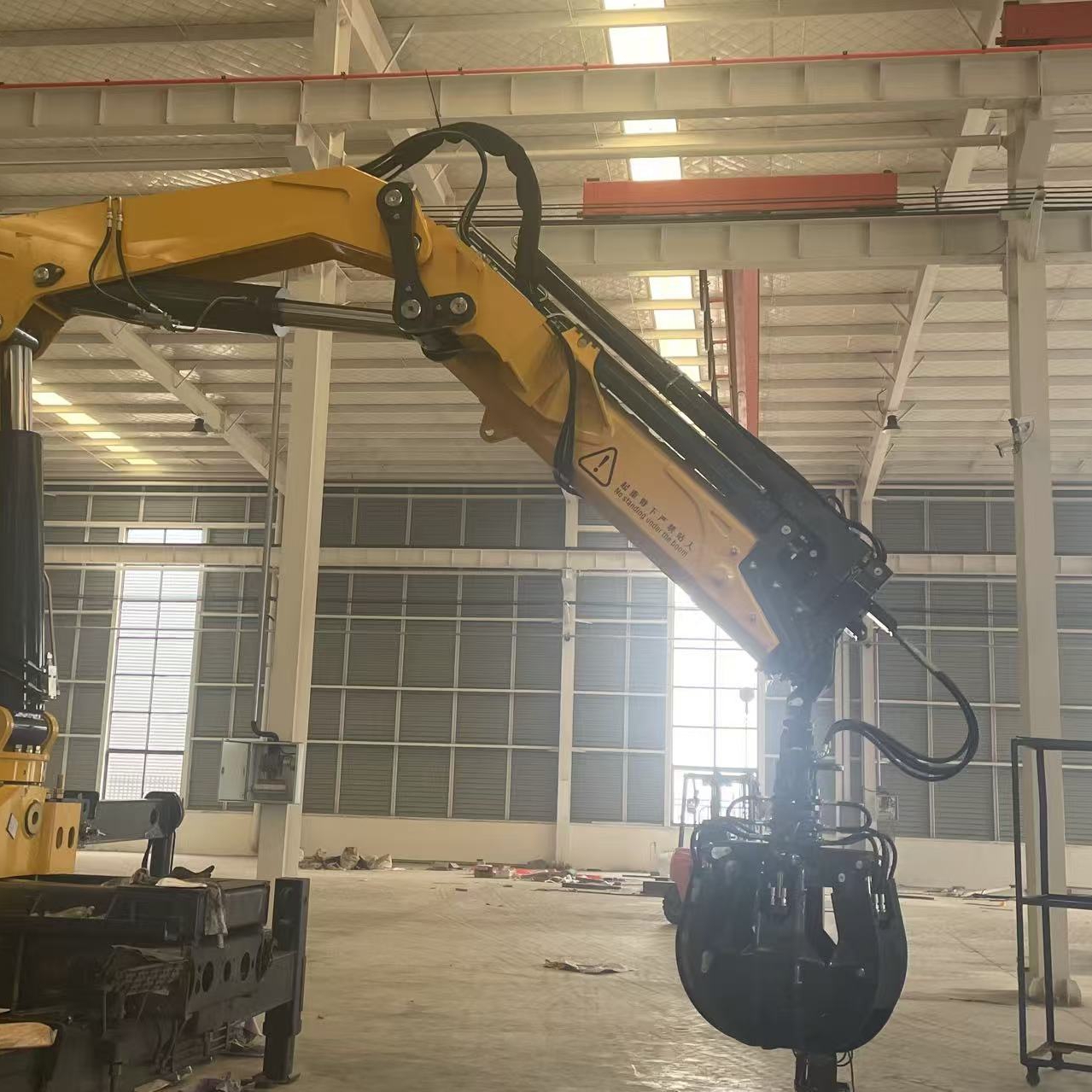 2.2 Ton Log Crane (Q160LA2)