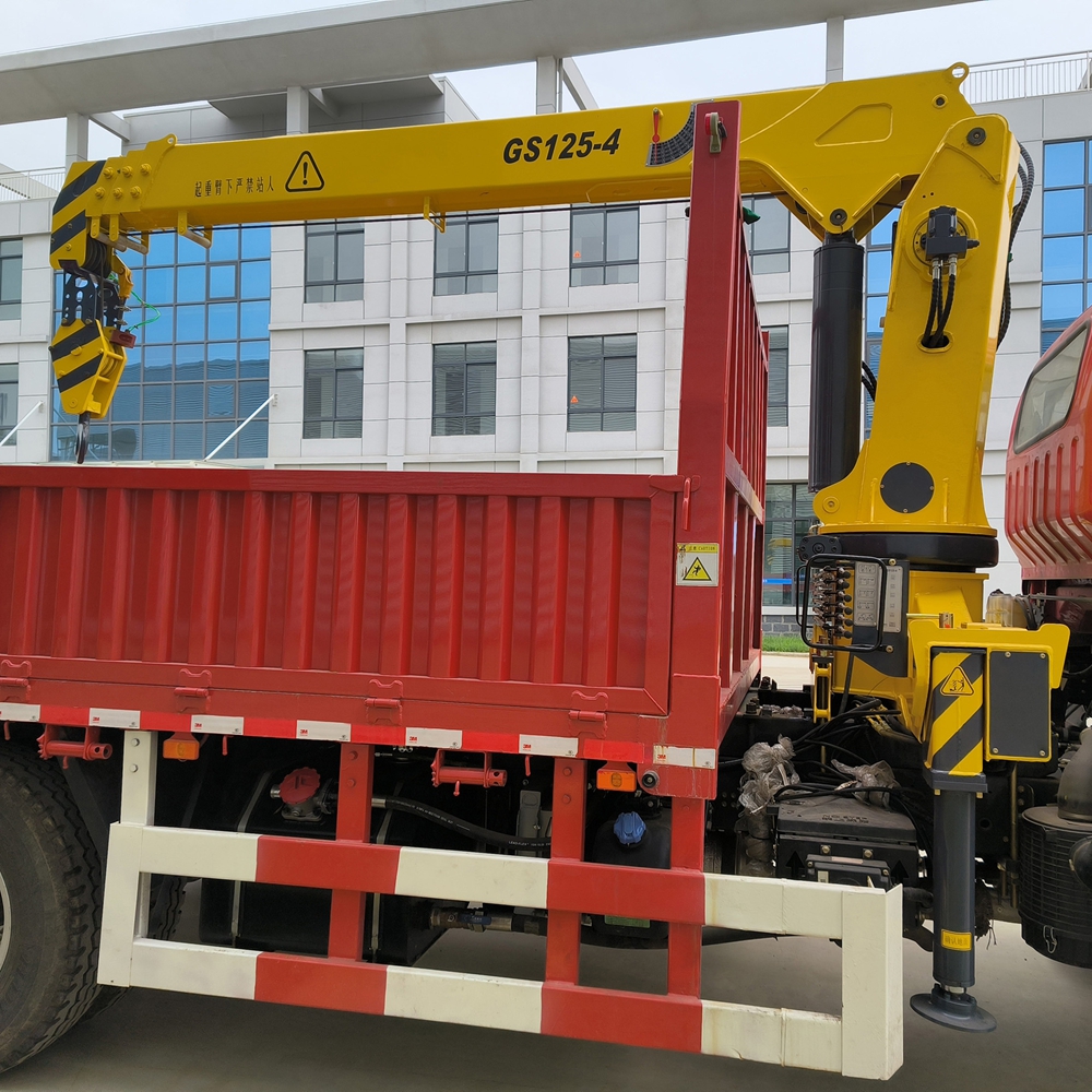 (SQS125A-4) 5 Ton Truck Mounted Telescopic Crane