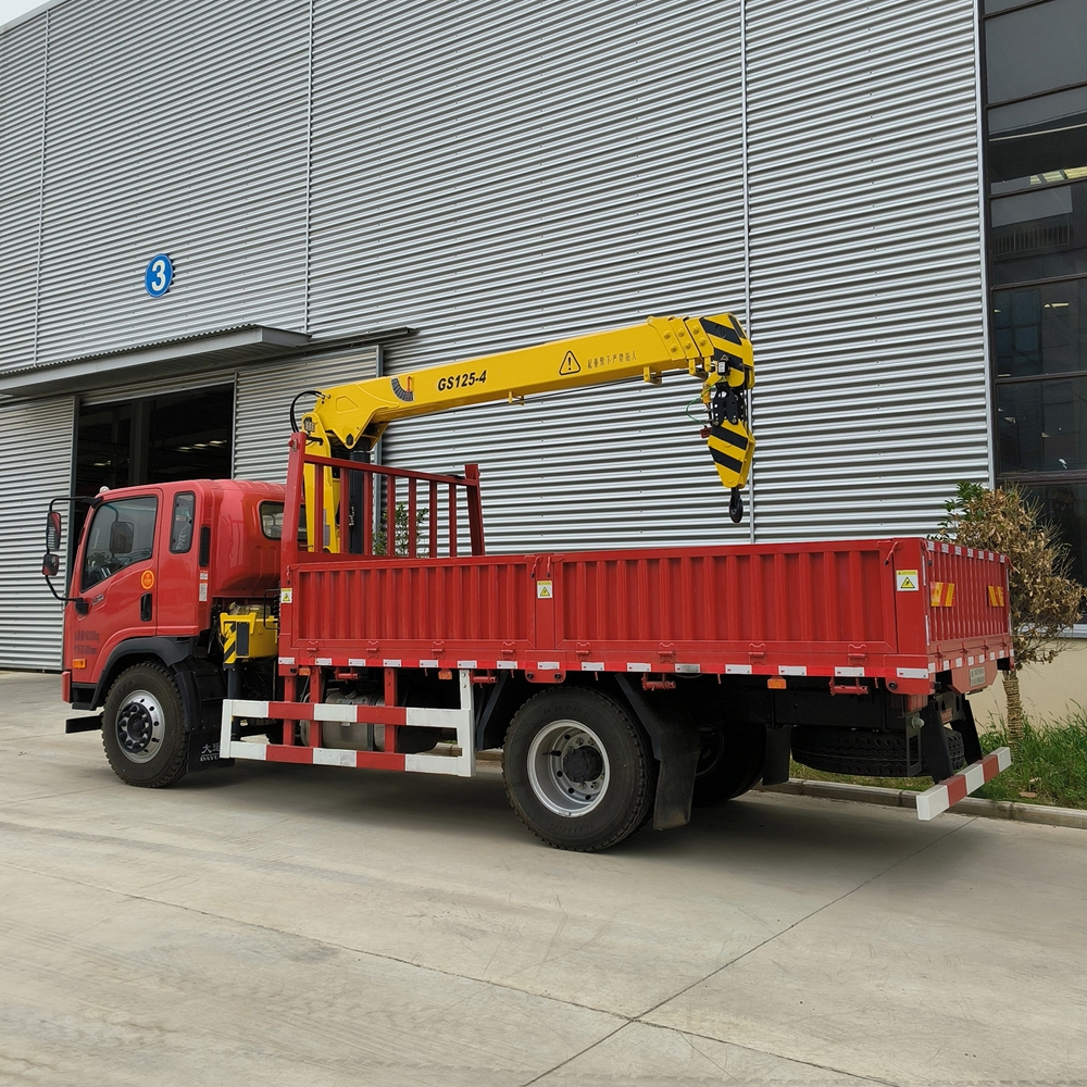 (SQS125A-4) 5 Ton Truck Mounted Telescopic Crane
