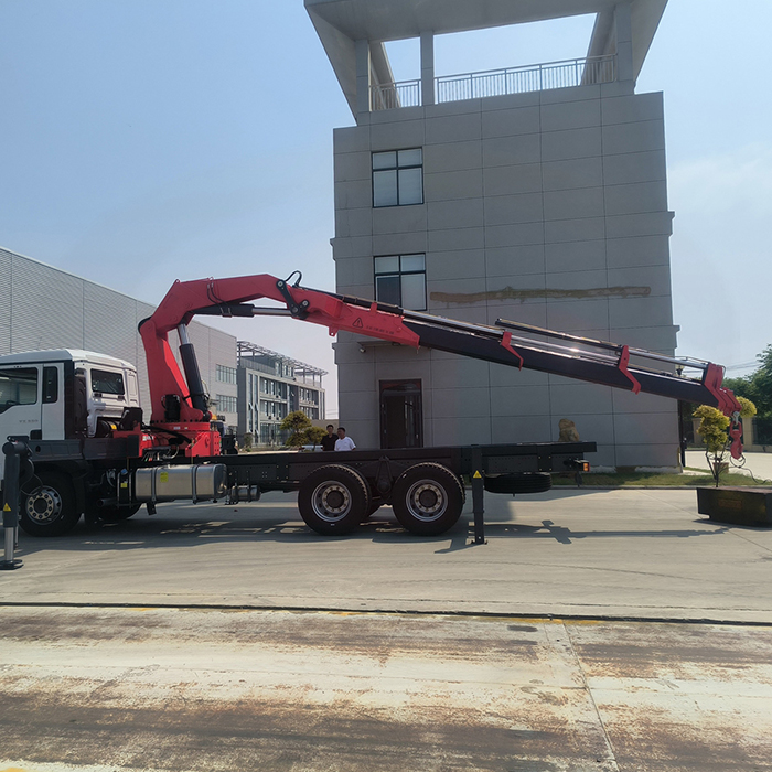 (SQZ400A.4) 18 Ton Knuckle Boom Truck Mounted Crane